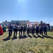 Играй гармонь, любимая!